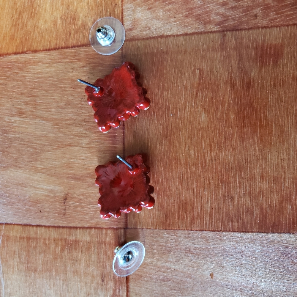 Cherry Red Rhinestone Earrings - Picture 5 of 6